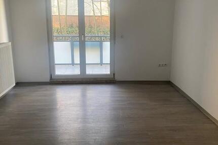 Kurzfristige Anmietung möglich - 2-Zimmer-Wohnung mit Tageslichtbad 2 zimmer