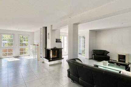 Haus Frankfurt am Main Berkersheim - 5 Zimmer, 181 m&sup2;, 1.095.000&euro; | Angebot:24918174