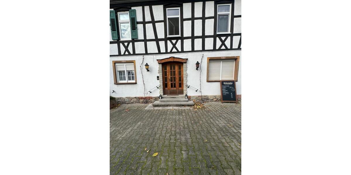 Erdgeschoßwohnung Frankfurt am Main Unterliederbach - 3 Zimmer, 83 m&sup2;, 1.300&euro; | Angebot:26639041