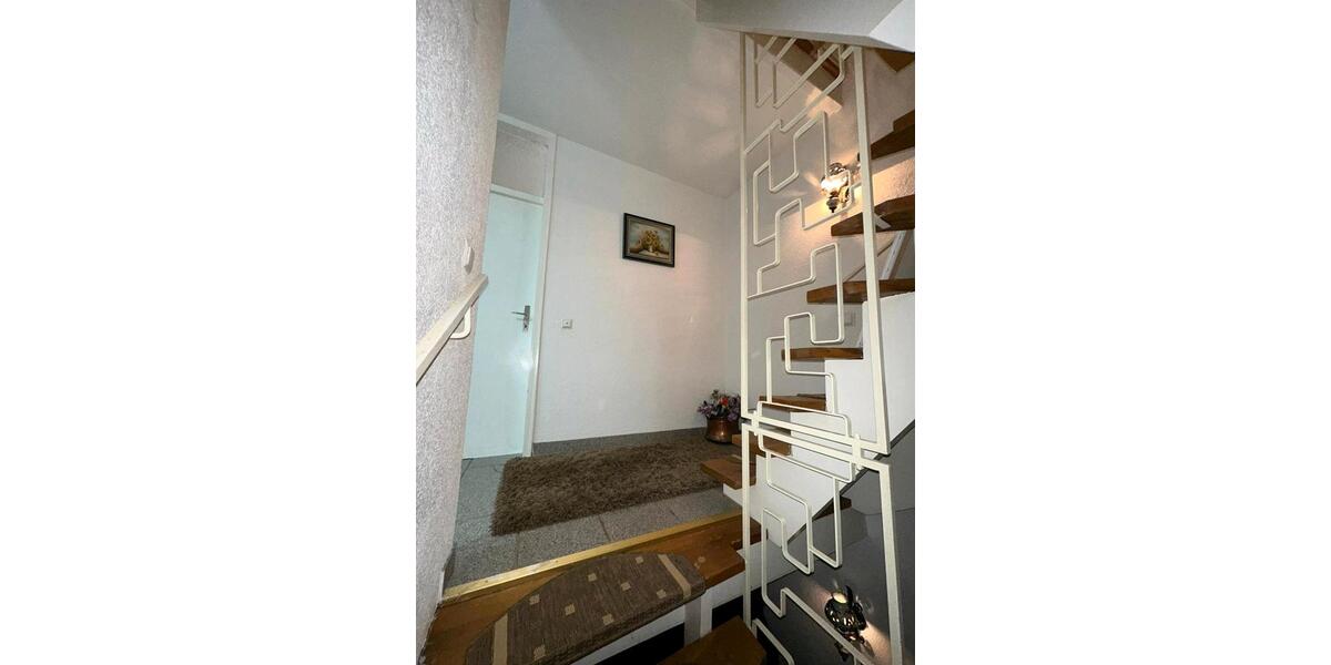 Reihenhaus Hattersheim am Main - 5.5 Zimmer, 145 m&sup2;, 580.000&euro; | Angebot:26918825