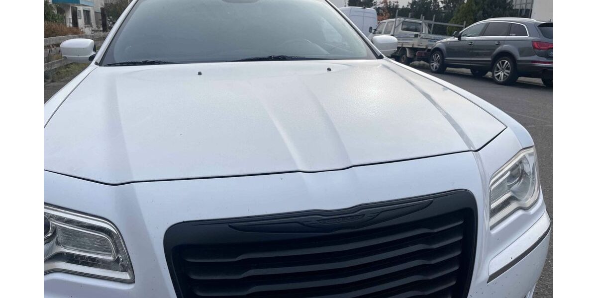 Chrysler 300C 171.800 km 8.999 € Rödermark 63322