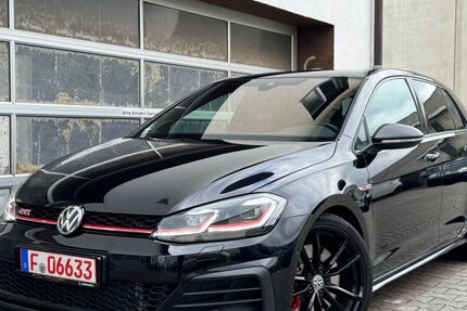VW Golf 32.800 km 31.999 &euro; Frankfurt am Main 60326