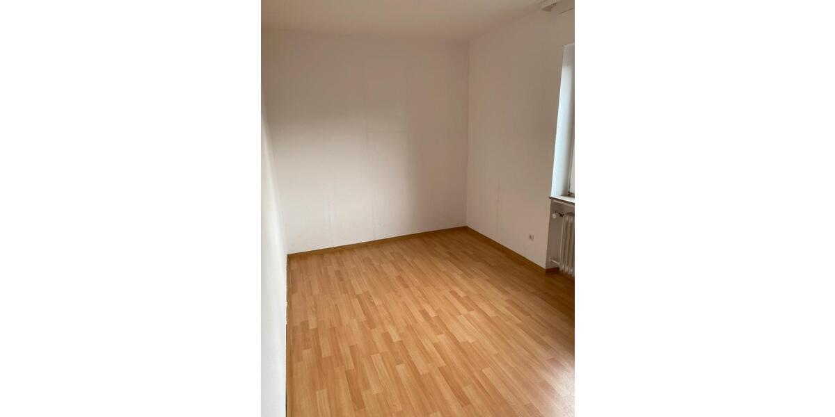 Etagenwohnung Neu-Anspach Anspach - 3 Zimmer, 83 m&sup2;, 239.000&euro; | Angebot:25635514