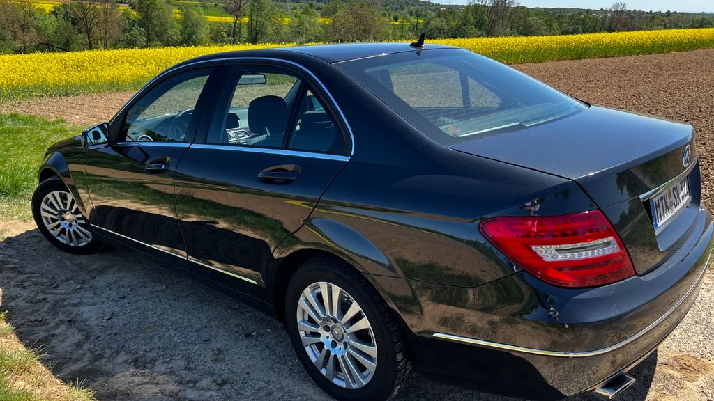 Mercedes-Benz C 250 61.950 km 18.300 &euro; Eppstein 65817